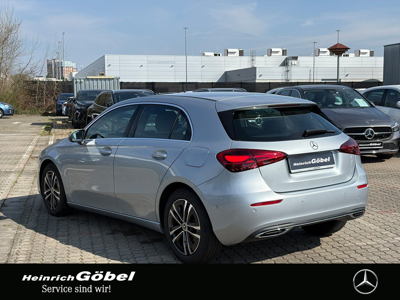Fahrzeugabbildung Mercedes-Benz A 180 Progressive*KAMERA*LED*SPURHALTE*