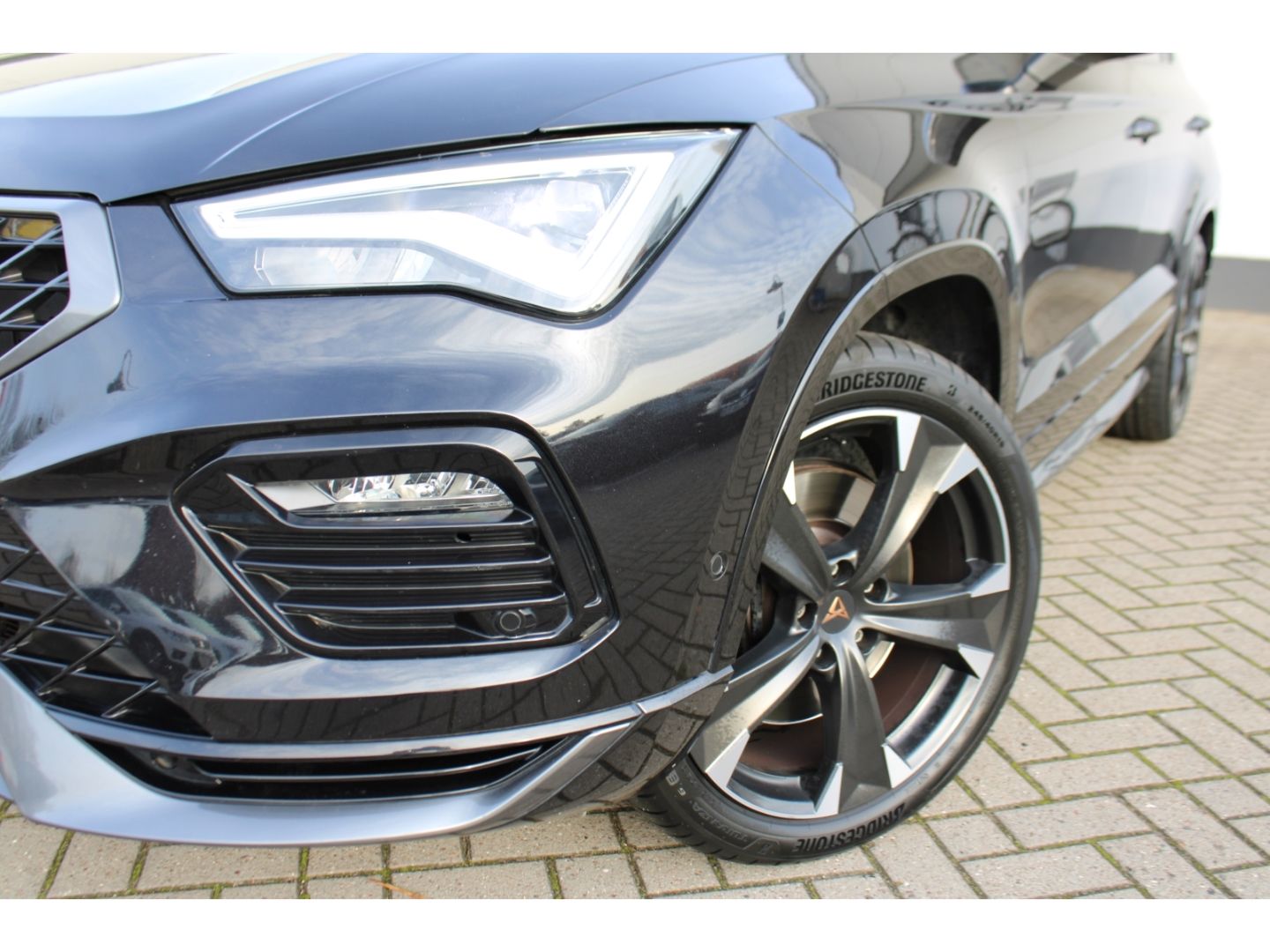 CUPRA Ateca 4Drive Cupra DSG ACC LED 360 Gr Navi beats - Image 33
