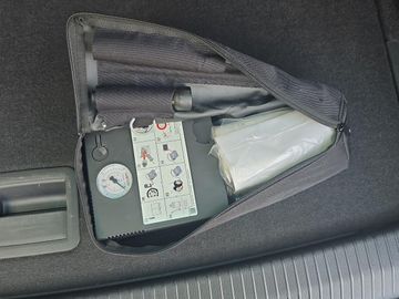 Volkswagen Golf Sportsvan - 7