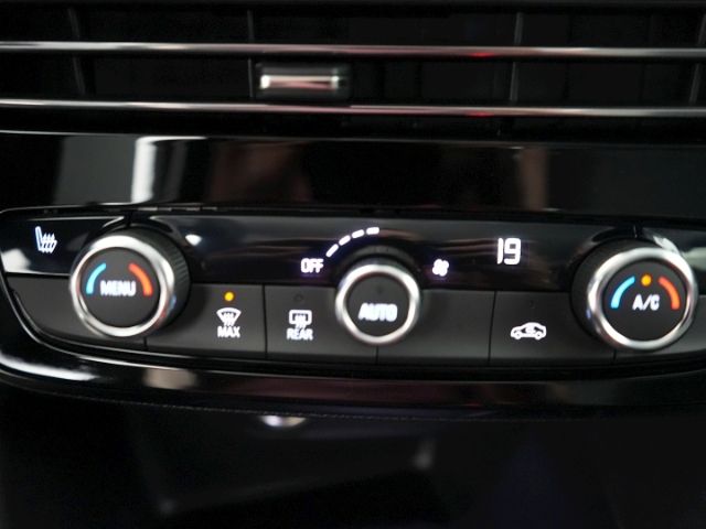 Mokka B ELEGANCE AT+NAVI+RÜCKFAHRKAMERA+LED-SCHE