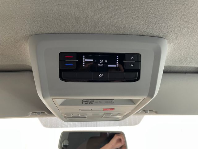 T6.1 Transporter Kombi lang 2.0 TDI DSG
