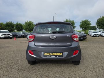Bild 4 Hyundai i10 Intro Edition 1.2 SHZ LenkradHZG Alarm Tel.-