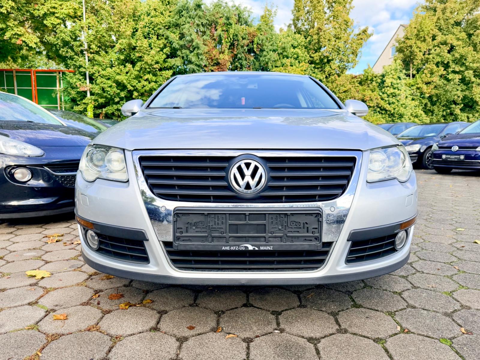 Volkswagen Passat Limousine 2,0FSI Trendline *Xenon+PDC*