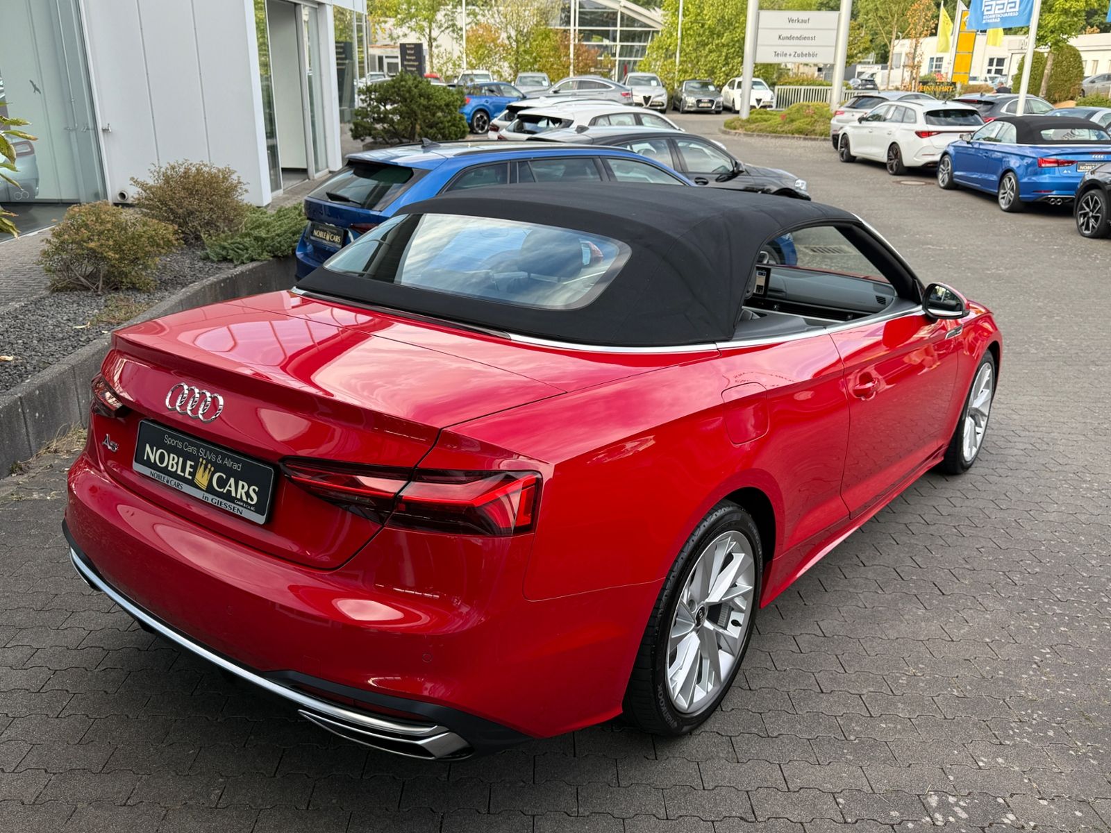 Fahrzeugabbildung Audi A5 Cabrio advanced 40 TFSI S tronic NAVI LEDER