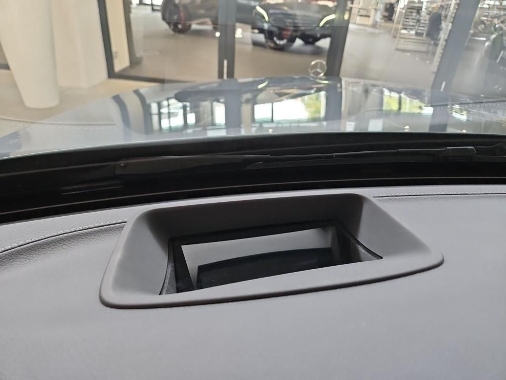Fahrzeugabbildung Mercedes-Benz C 300 T Luxury ACC HUD LED SHZ Ambie. Navi RDK