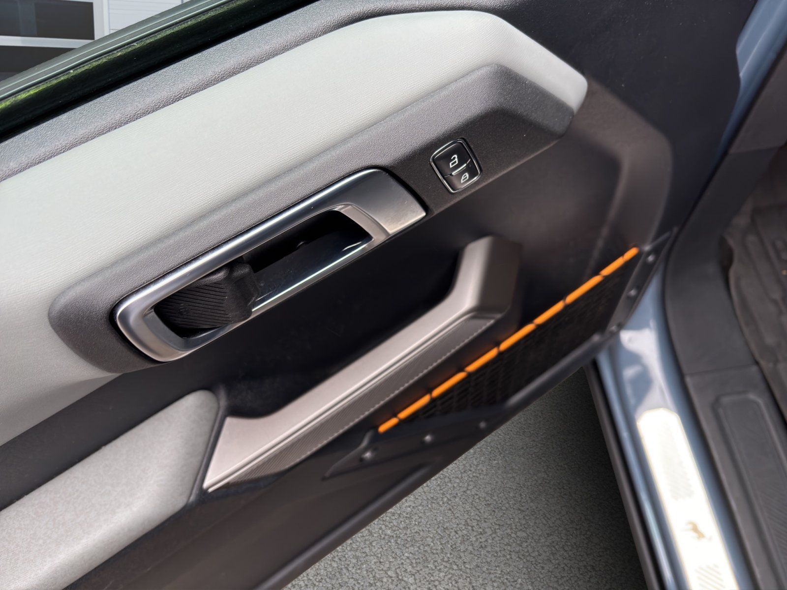 Fahrzeugabbildung Ford Bronco 2.7l EcoBoost V6 Badlands e-4WD #360-Gr