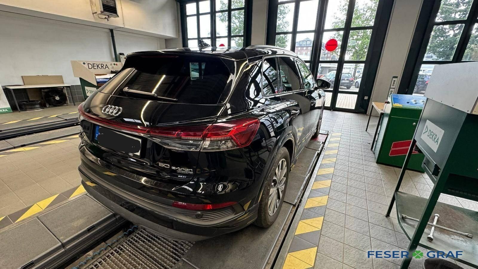 Audi Q4 50 e-tron quattro S line Matrix/AHK/Sitzheizu imagem 3