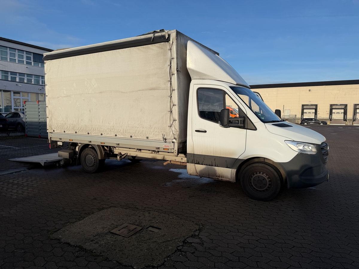 Mercedes-Benz Sprinter III Pritsche mit Ladebordwand