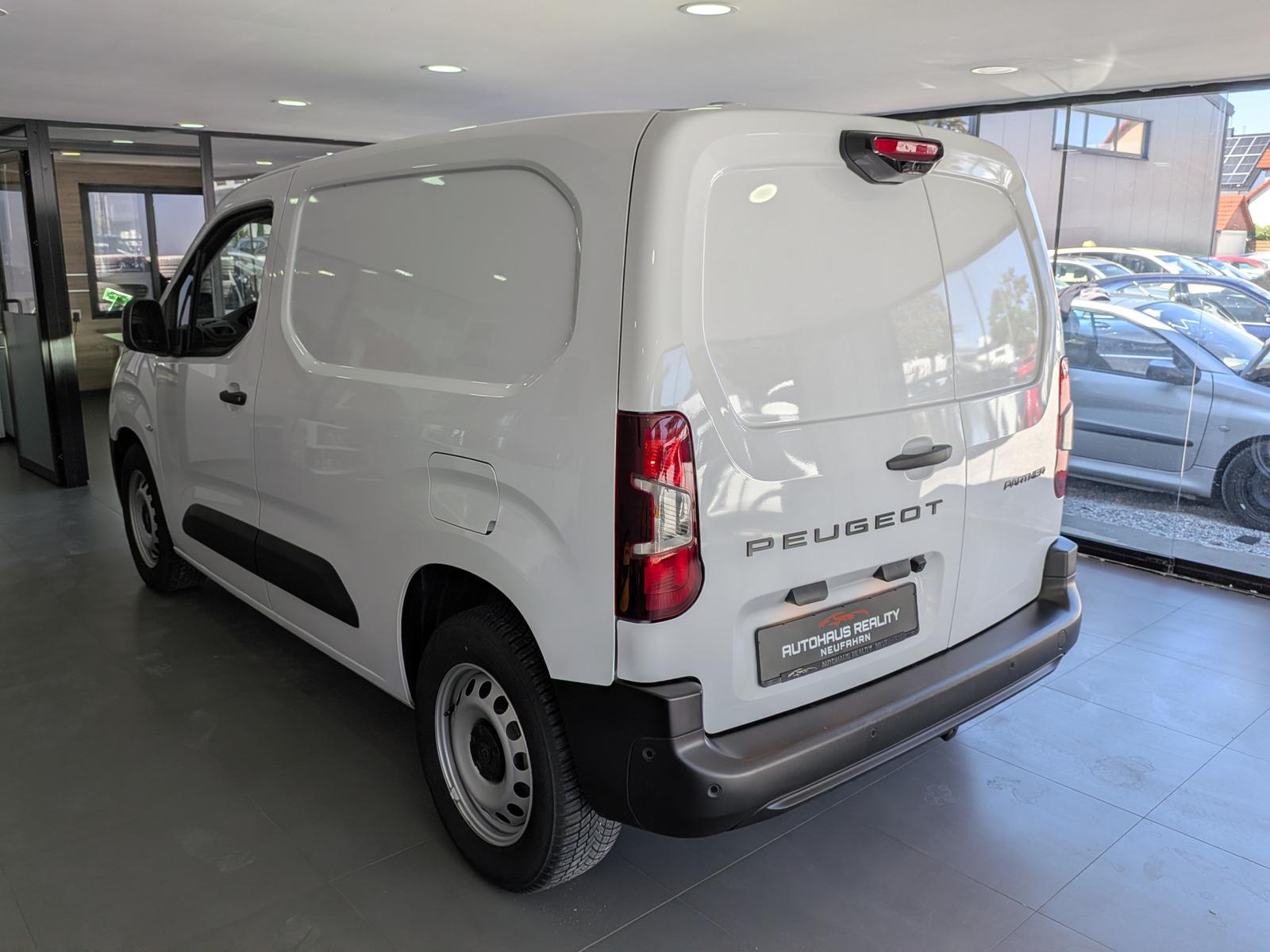 Peugeot Partner L1H1/M+NAVI+360°KAMERA+TOT WINKEL+AUTOMA
