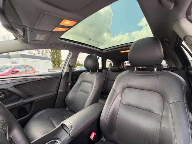 Toyota Avensis Touring Sports Executive