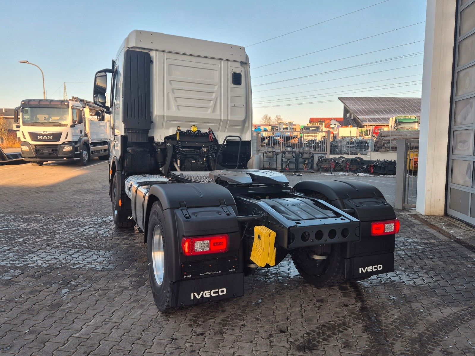 Fahrzeugabbildung Iveco AS440X50T/P ON+, Intarder, Alu-Felgen