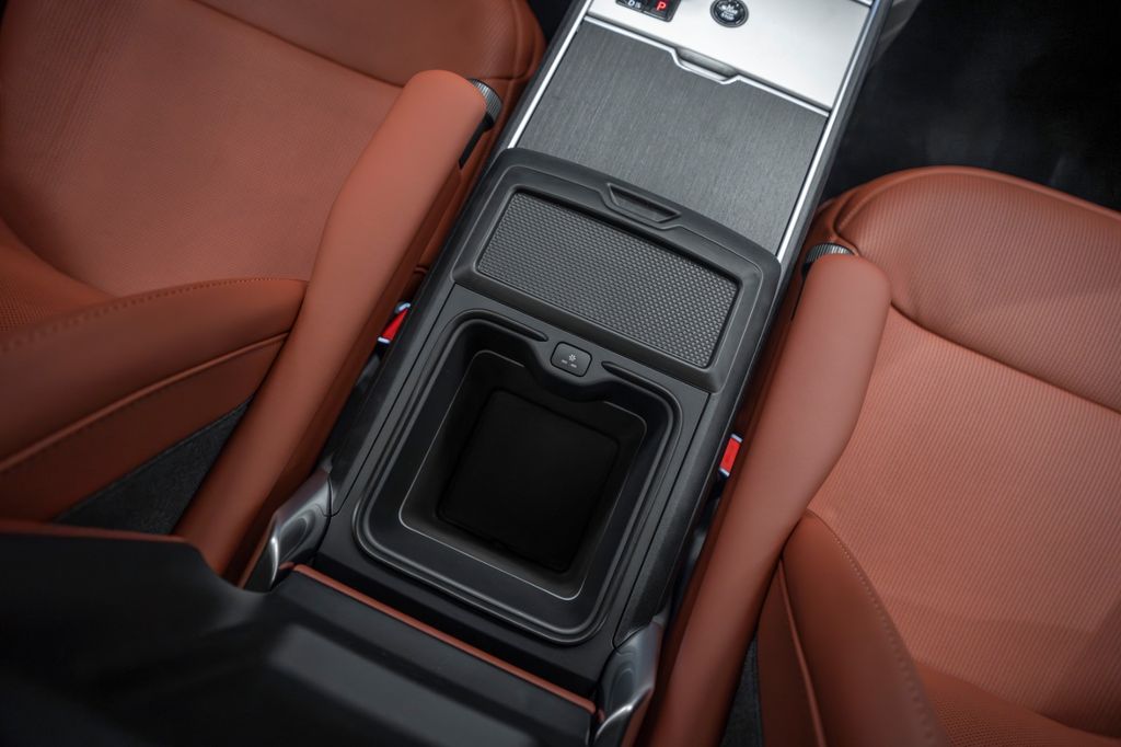 Range Rover P615 SV LWB 2026 BLACK/RED SUITE - Bild 28