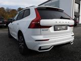Volvo XC60 B4 Plus Dark 2WD SHZ KAMERA H/K NAVI LED - Volvo XC60: Weiß