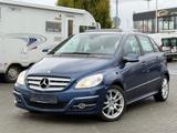 Mercedes-Benz B 200 CDI/TÜV neu/Bi-Xenon/PDC/Navi/Tempo/Pano - mit Diesel-Antrieb: Blau, Teilleder, Panorama-Dach, Limousine