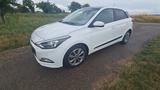Hyundai i20 1.4 Style  - Hyundai i20 Gebrauchtwagen in Stuttgart