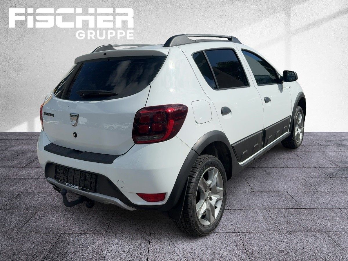 Fahrzeugabbildung Dacia Sandero Stepway Essential TCe 90