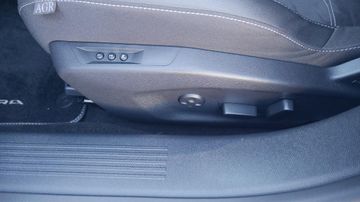 Bild 11 Opel ASTRA L 1.2 GS 5trg