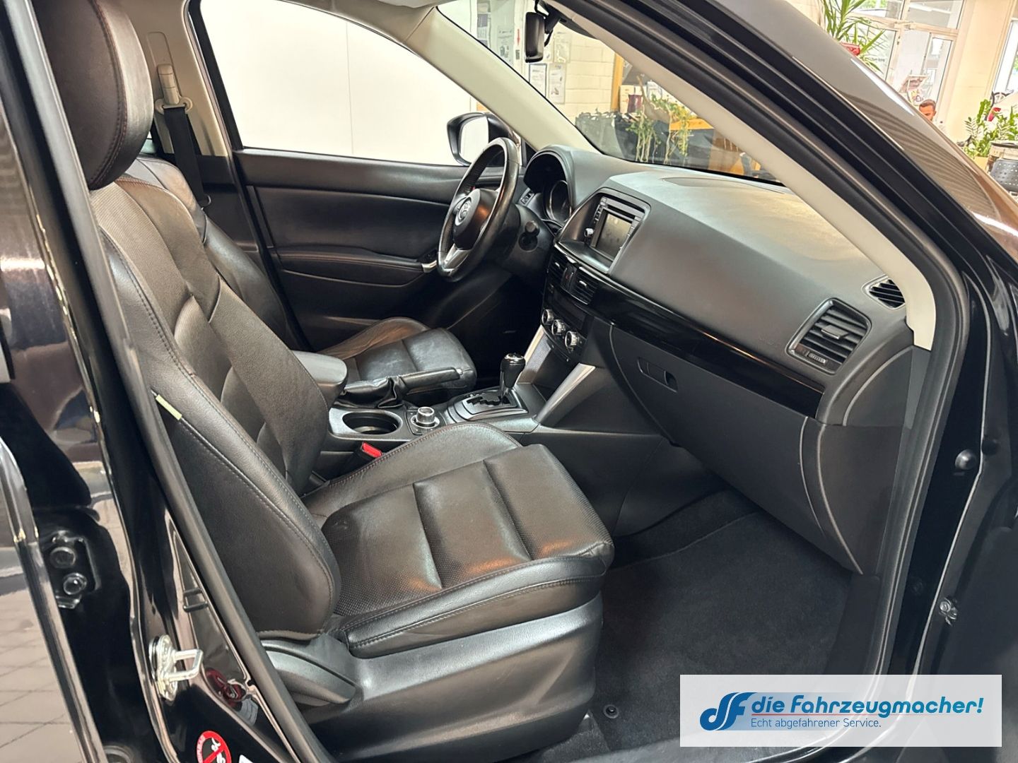Fahrzeugabbildung Mazda CX-5 Sports-Line AWD 4x4 AUTOMATIK 2.2 SKYACTIV-