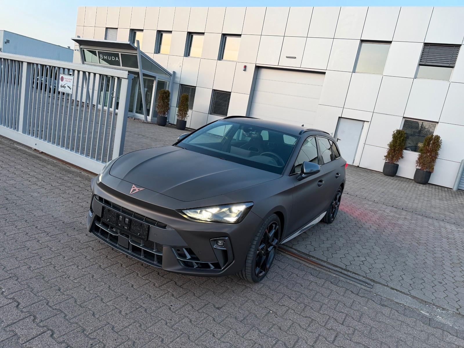 Cupra Leon 2.0 TSI 4Drive VZ AHK*SOUND*ACC*LANE*SIDE*