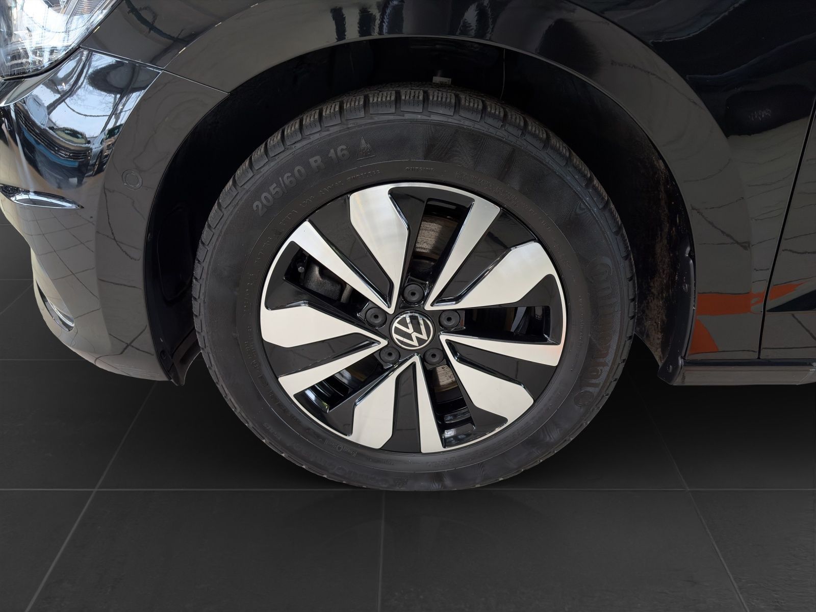 Volkswagen Touran - Bild 7