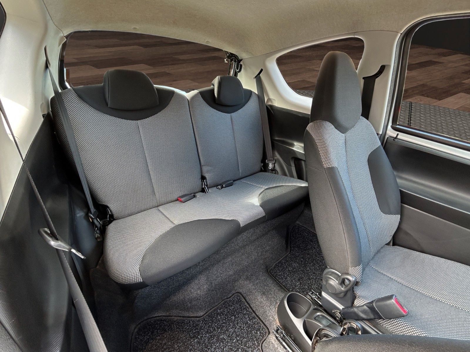 Fahrzeugabbildung Toyota Aygo AYGO Cool/Automatik/Klima/Tüv Neu !! /