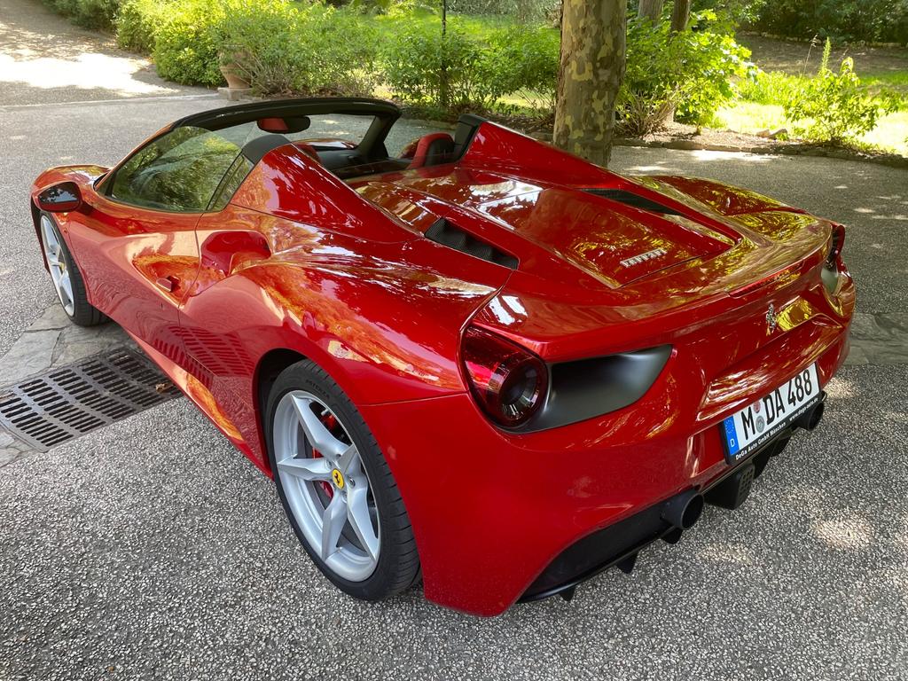 Ferrari 488 Spider