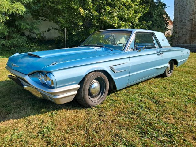 Ford Thunderbird V8 , Mustang