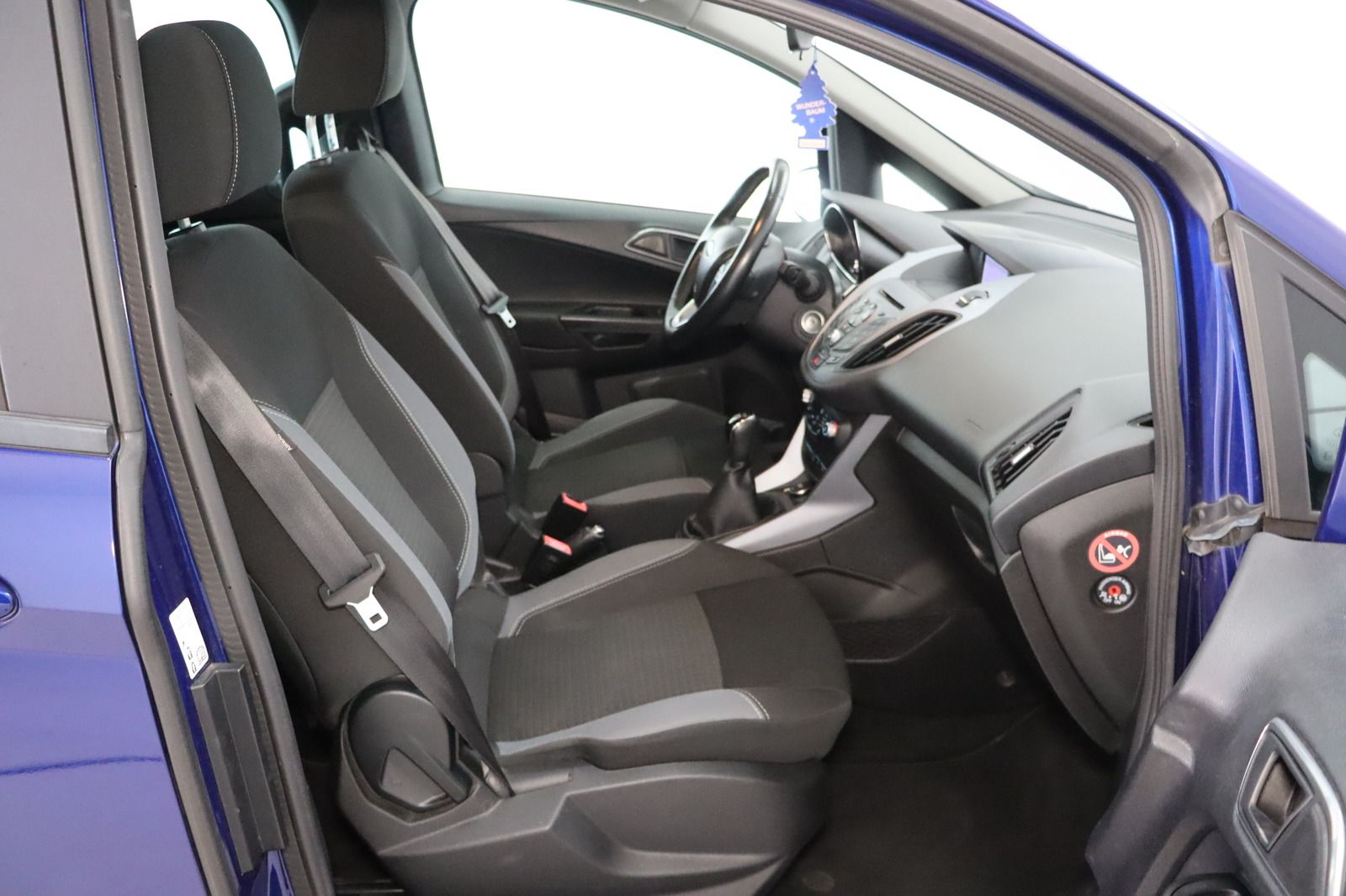 Fahrzeugabbildung Ford B-Max SYNC Edition * Navi * SHZ * PDC