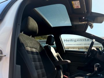 Volkswagen Golf 7 GTD  *SHZ*STDHZ*PANO*AHK*Keyless*
