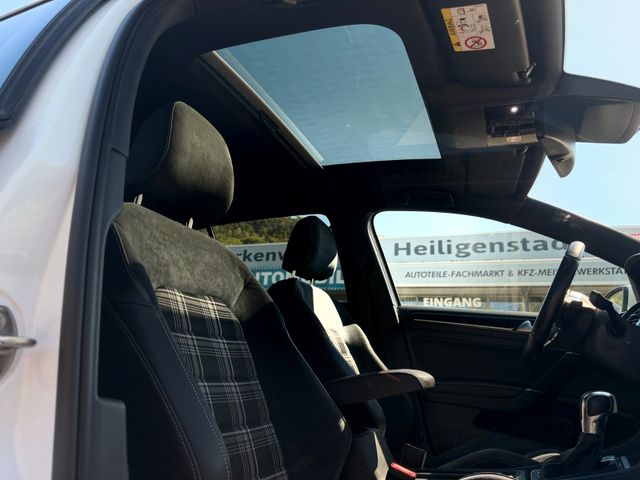 Volkswagen Golf 7 GTD  *SHZ*STDHZ*PANO*AHK*Keyless*