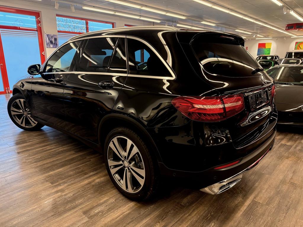 Mercedes-Benz GLC 220