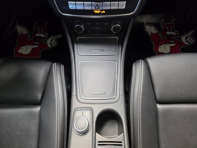 MERCEDES-BENZ GLA 200 — Foto 24