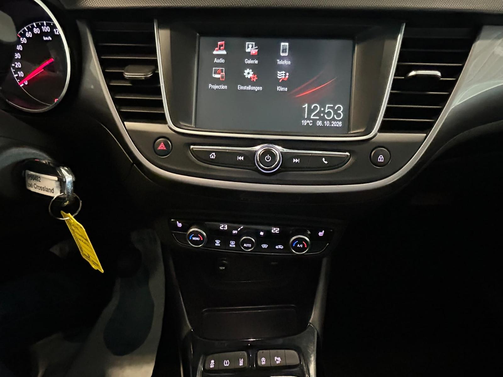Opel Crossland (X)