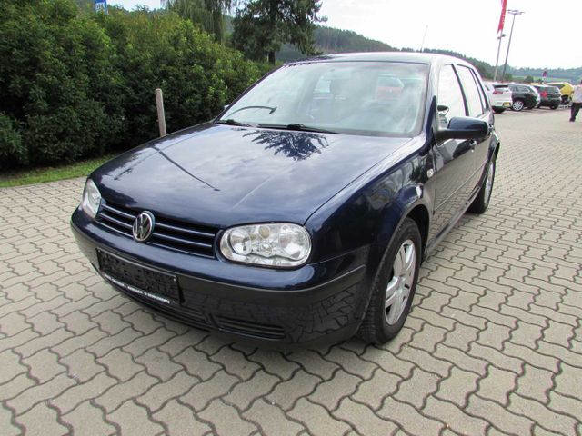 Volkswagen Golf V 1.6 5-T. Spezial