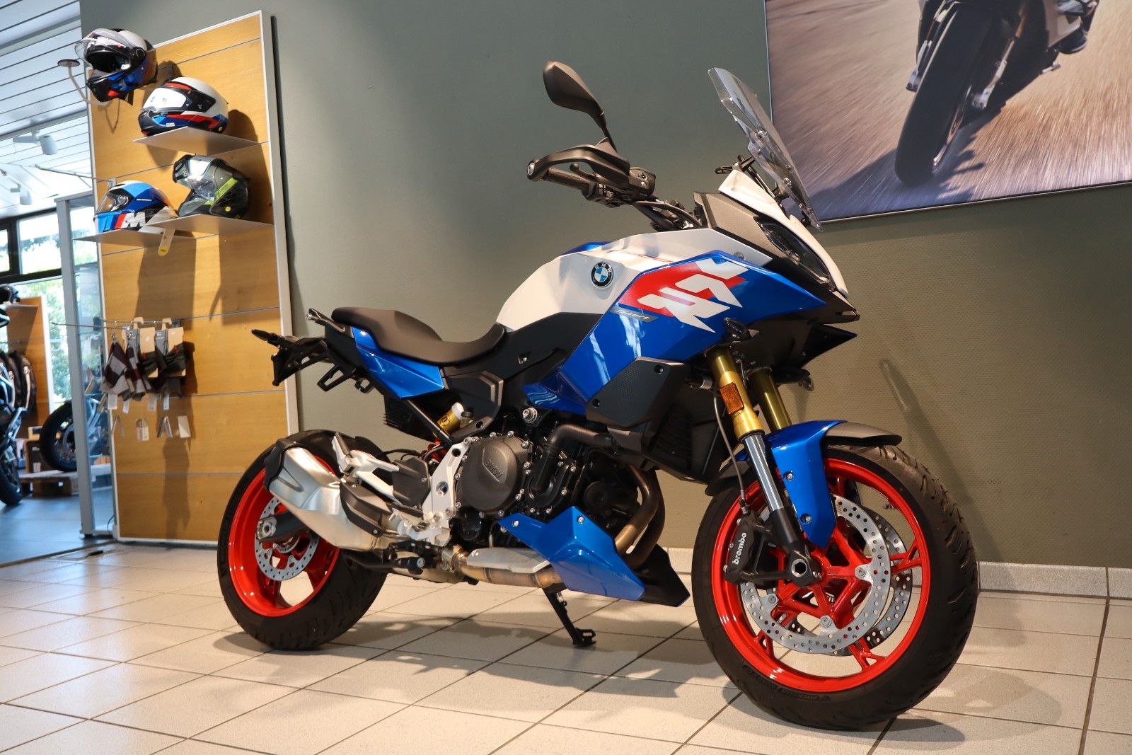 Fahrzeugabbildung BMW F 900 XR