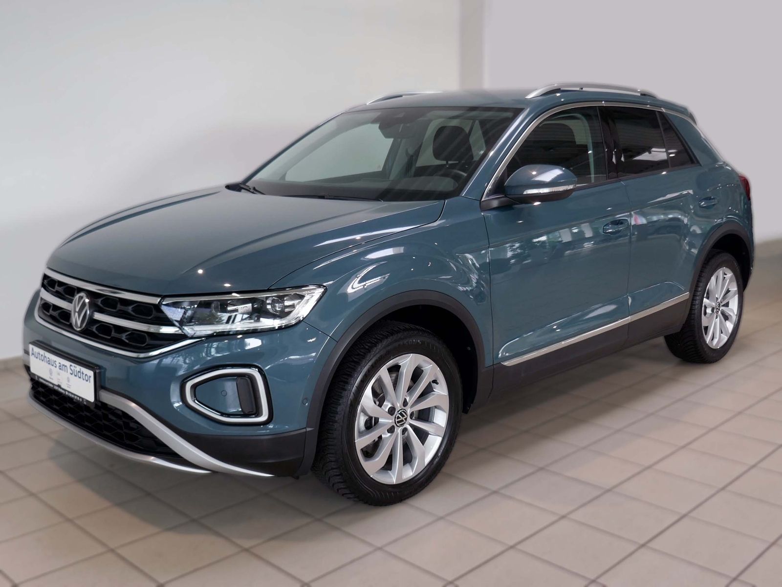 Fahrzeugabbildung Volkswagen T-Roc Style 2.0 TDI DSG | LED RFK ACC