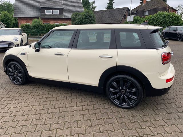 Fahrzeugabbildung MINI One D Clubman Autom.+LED+Navi+CarPlay+Sportsitze