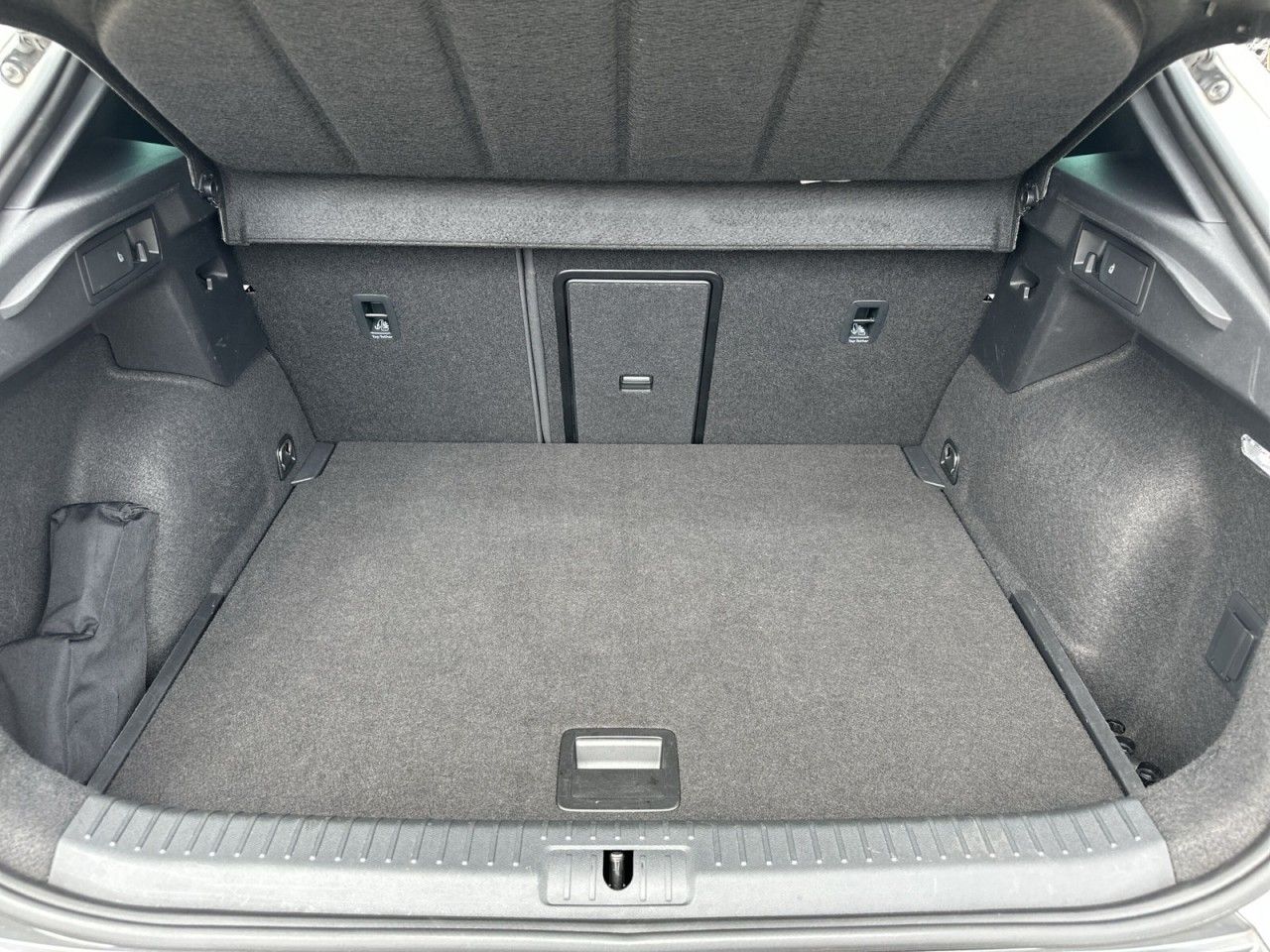 Fahrzeugabbildung CUPRA Formentor 2.0 TDI 4Drive (150PS) 7-Gang-DSG