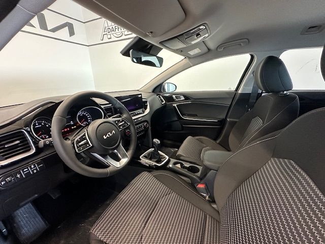 Fahrzeugabbildung Kia Ceed_sw Vision 1.4 Lane ASS Navi SHZ SpurhaltASS