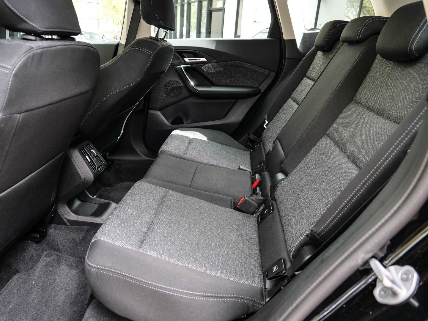 BMW X1 sDrive18d Aut Nav LED Parkass PDC RFK Shz foto 11