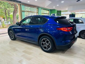 Alfa-Romeo Stelvio - 6