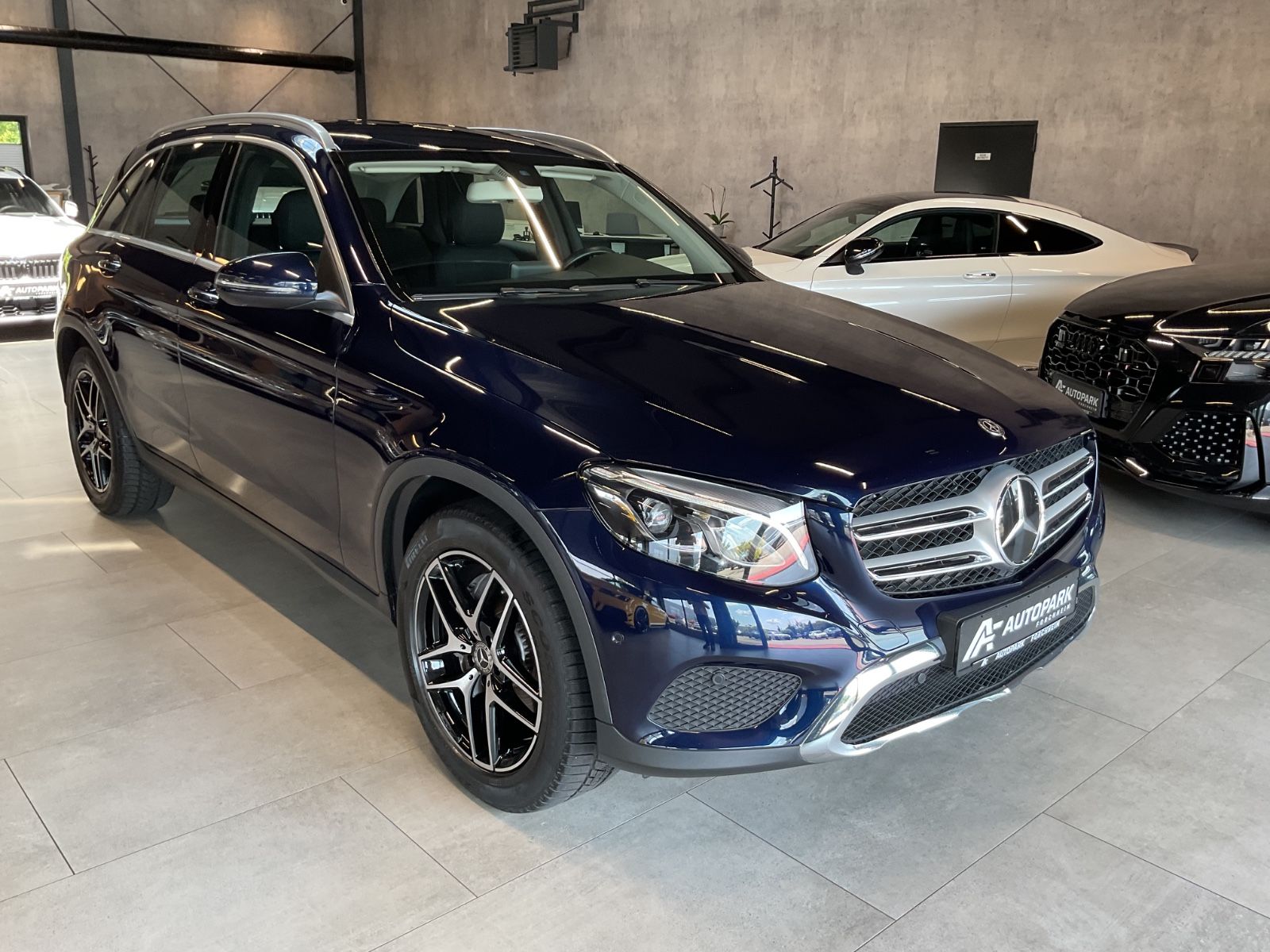 Mercedes-Benz GLC 300 4Matic Exclusive AHK Kamera LED Navi 19 foto 3