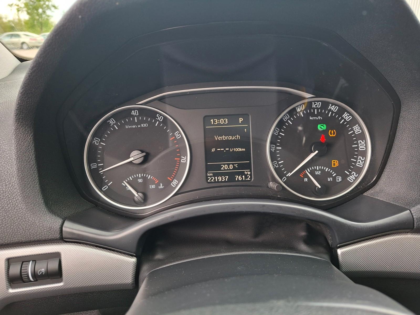 Skoda Octavia 2010 — photo 13