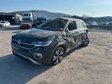 Volkswagen T-Cross 1.0Tsi DSG 81kw A7
