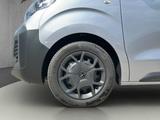 Opel Vivaro Kombi //9 Sitze/Kamera/Navi - Opel Vivaro mit Diesel-Antrieb: Kombi