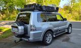 Mitsubishi Pajero 3,2 DI-D 4WD Automatik Overlander Umbau  - silberne Mitsubishi Pajero