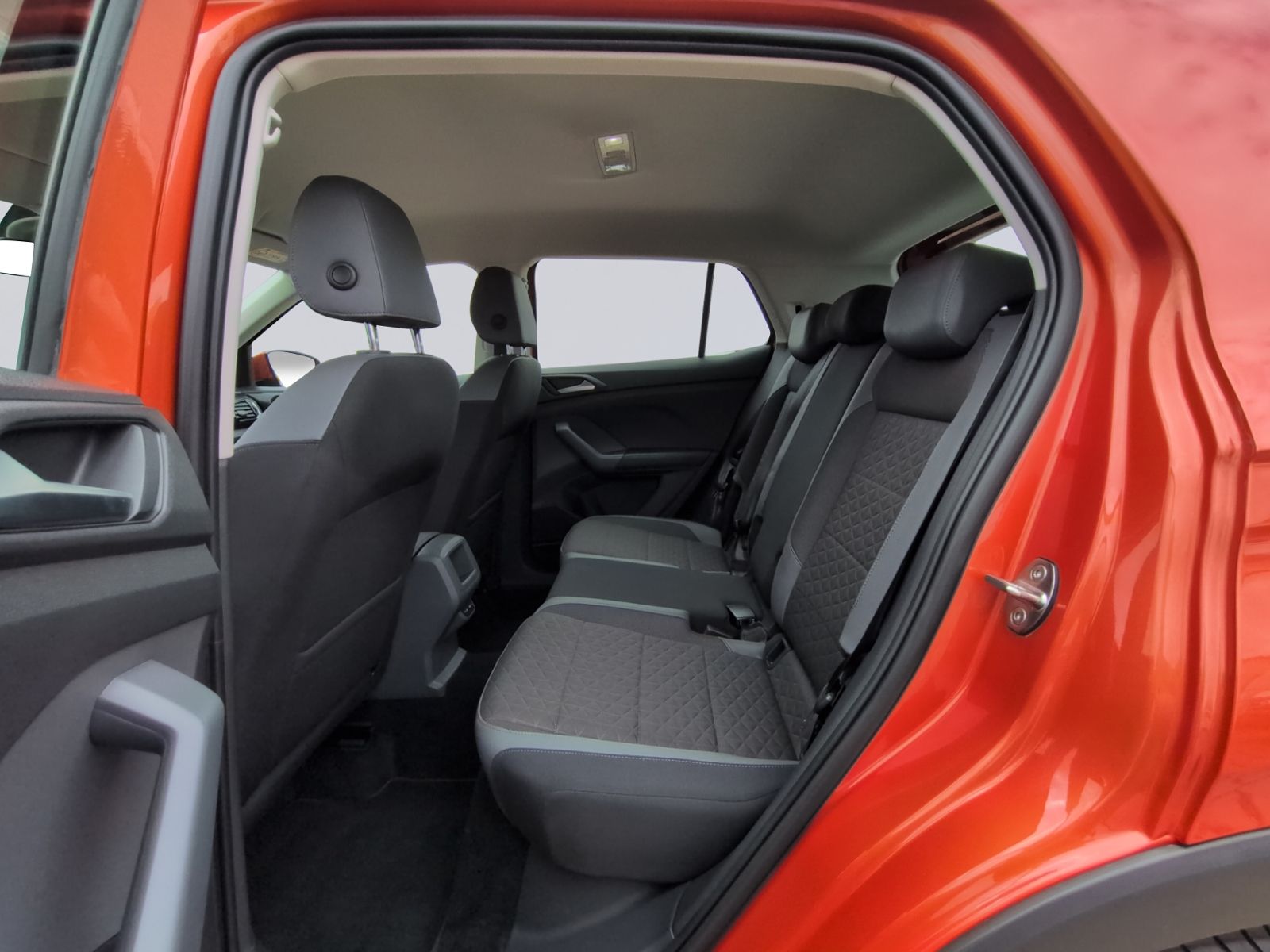 T-Cross 1.0 TSI Style NAVI+LED+ACC+SHZ+
