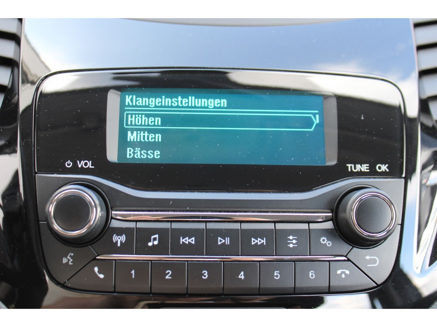 Fahrzeugabbildung Ford Ka + Cool&Connect 1.2Ti-VCT Klima WiPa Bluetooth