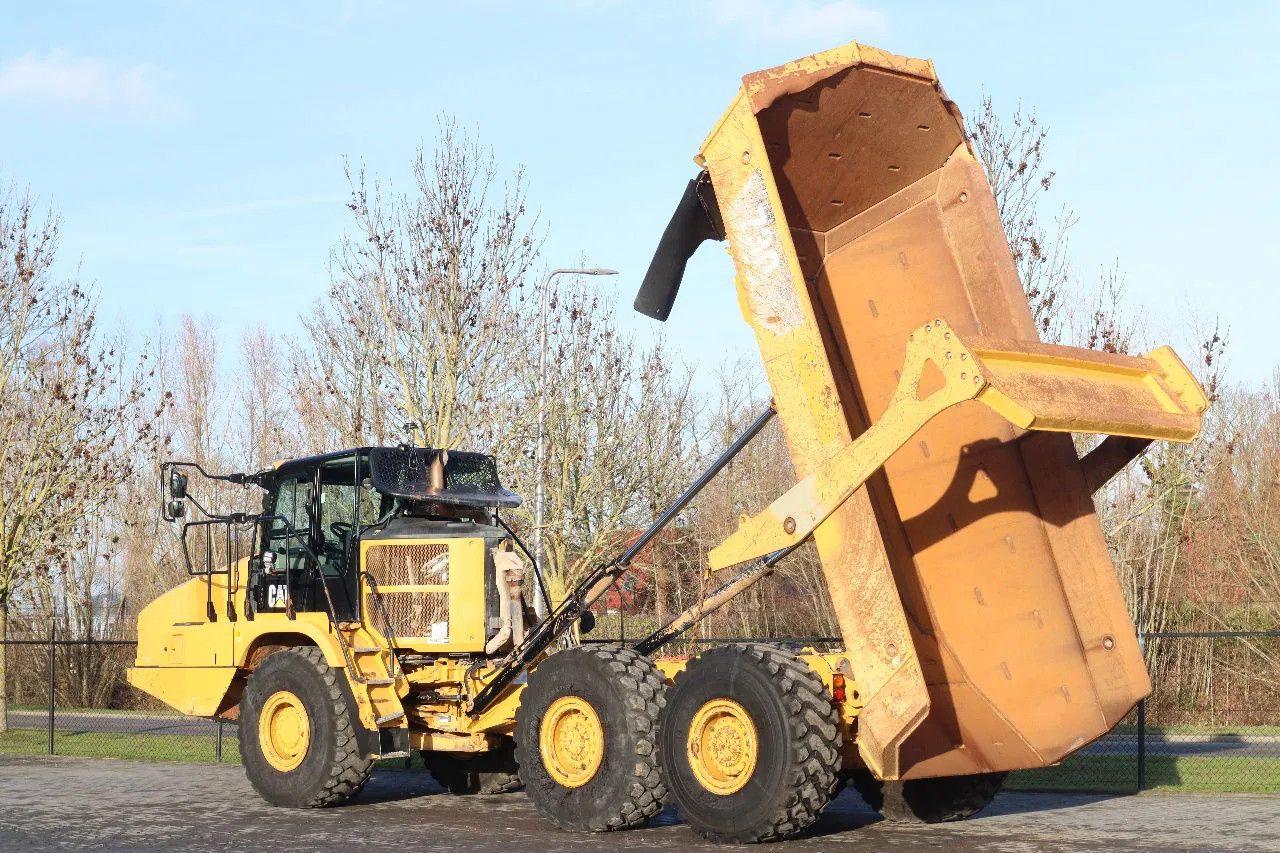 CAT 730 04A | TAILGATE | LOW HOURS