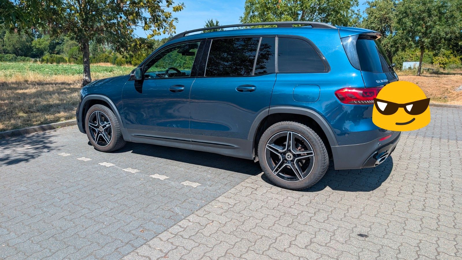 MERCEDES-BENZ GLB 200 DCT - top Zustand 